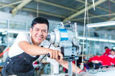 What is Low Volume Manufacturing: Definition, Types, Benefits & Tips featured image