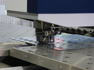 Featured Image Feed Rate and Cutting Speed in Machining: Differences, Connection and Calculation