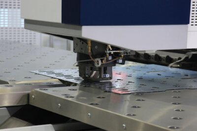 Feed Rate and Cutting Speed in Machining: Differences, Connection and Calculation featured image