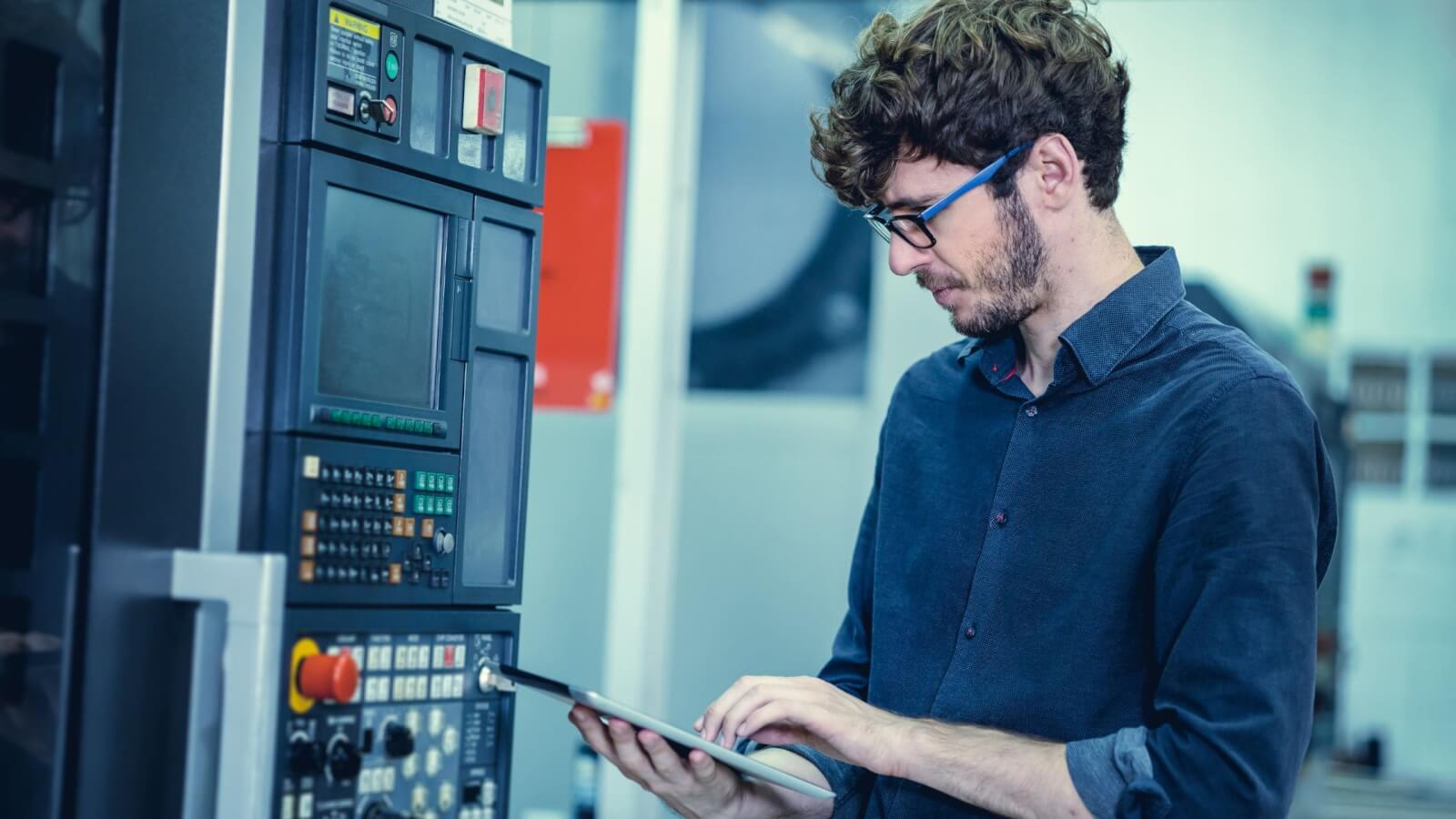 What is a Grinding Machine: Definition, Types, Components & Usage