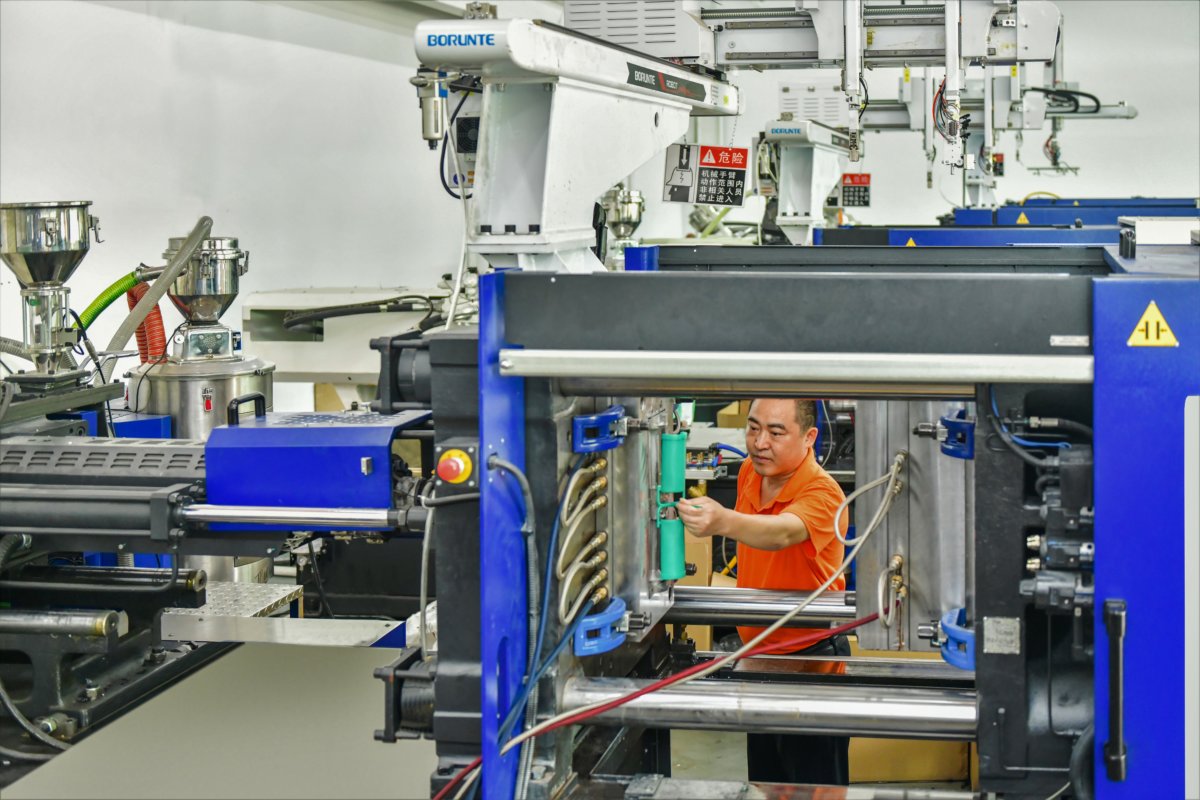 What is Injection Molding and How Does it Work: Definition & Working Process